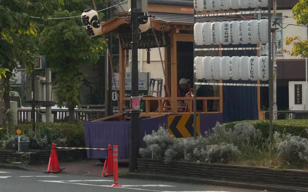 山車などが出始めいよいよお祭の雰囲気が高まって来ました⛩️